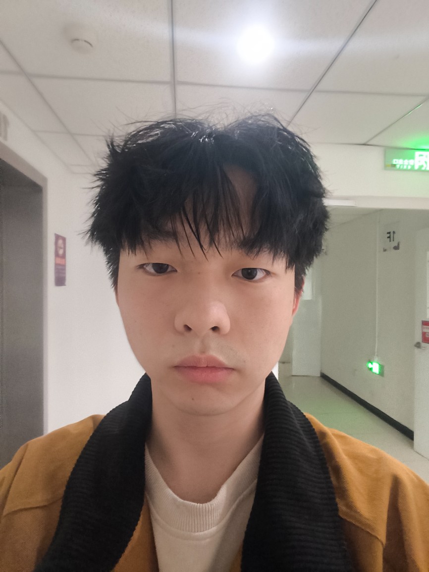 行诗睿(男)-清华大学-本科在读